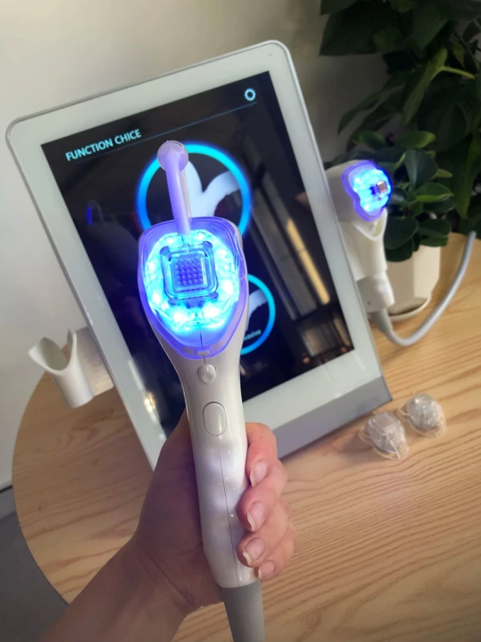 Microneedling Facial Lifting Machine Scar Freckle Fine Lines RF Radio Frequency Skin Care Beauty Machine for Skin Elasticity